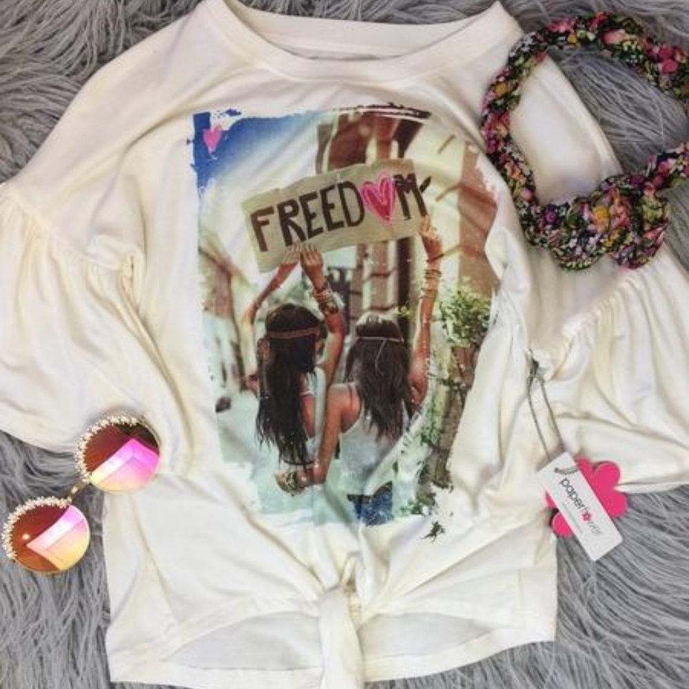 PEACE LOVE FREEDOM TOP BY PAPER FLOWER